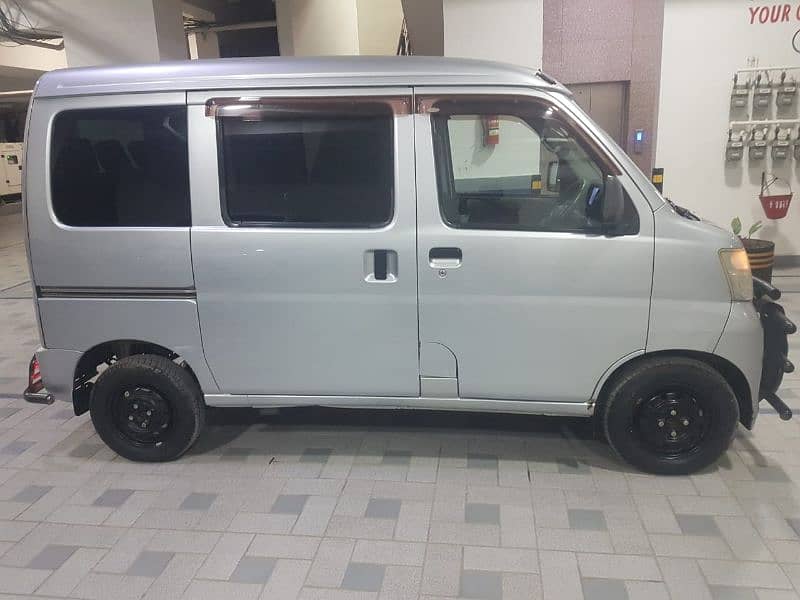 Daihatsu Hijet 2013 5