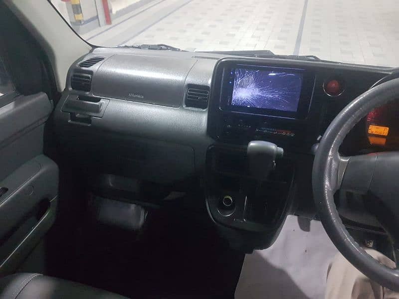 Daihatsu Hijet 2013 11