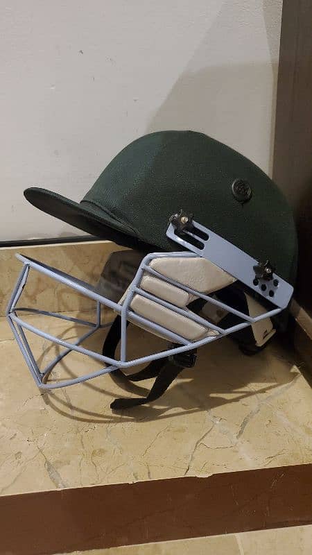 kookaburra Helmet (local) 1