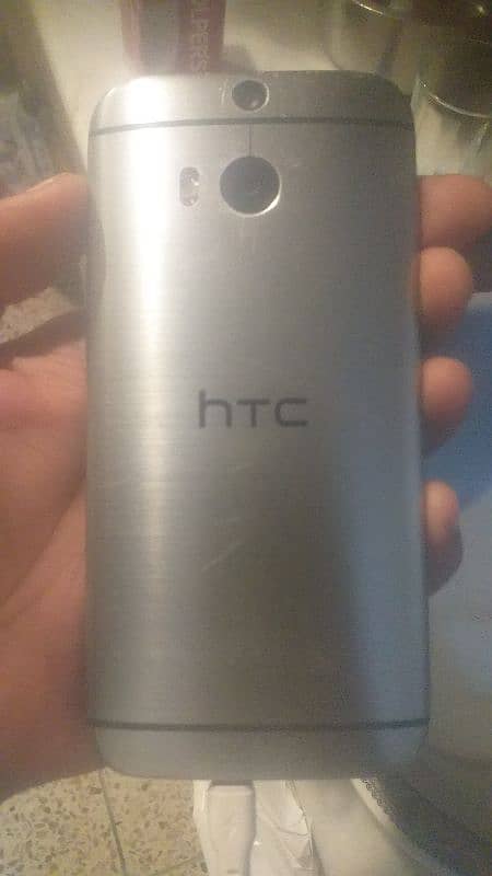 htc m8 perfect working condition 0