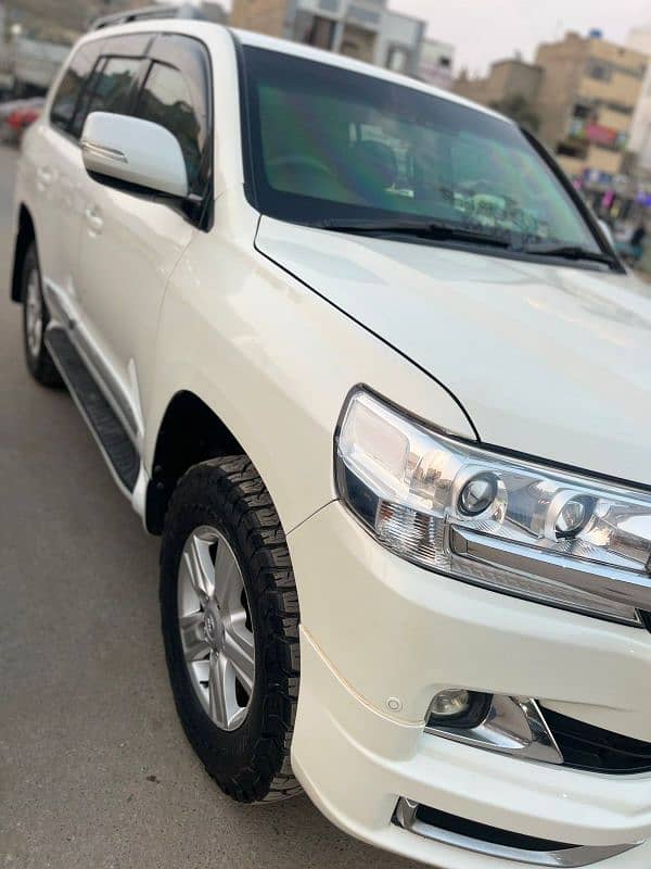 Toyota Land Cruiser 2018 3