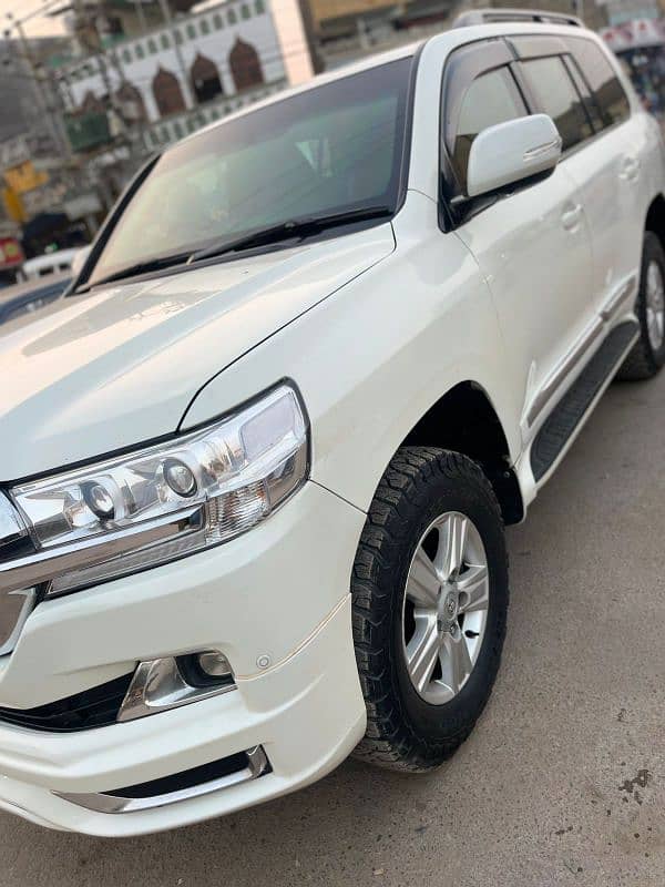 Toyota Land Cruiser 2018 4