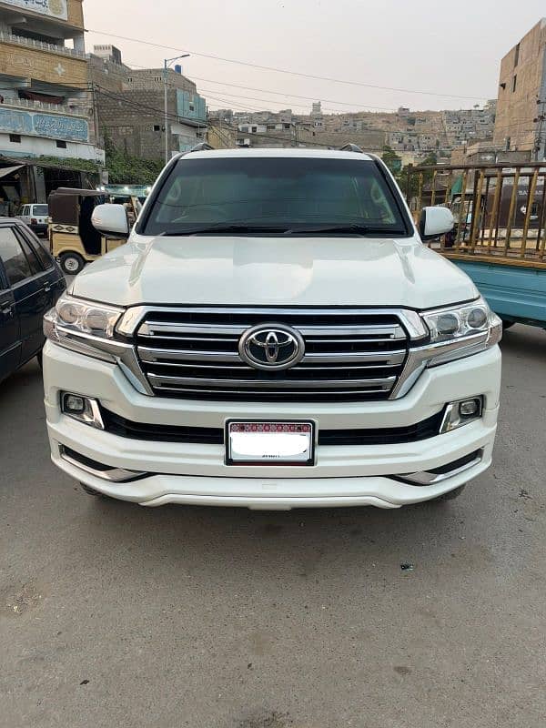 Toyota Land Cruiser 2018 11