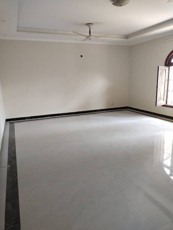 2 Kanal Double Storey House For Rent For Office Use Main Road 14