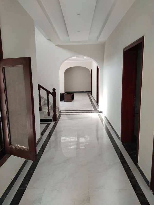 2 Kanal Double Storey House For Rent For Office Use Main Road 15