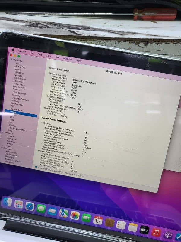 Macbook Pro 2015 15inc 16/512 2gb grafic 5