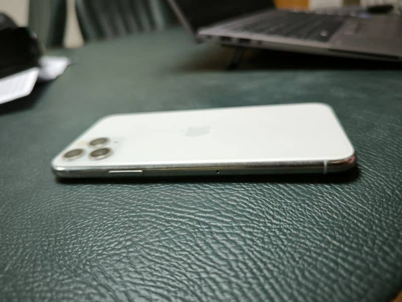 Iphone 11 Pro PTA Approved 2