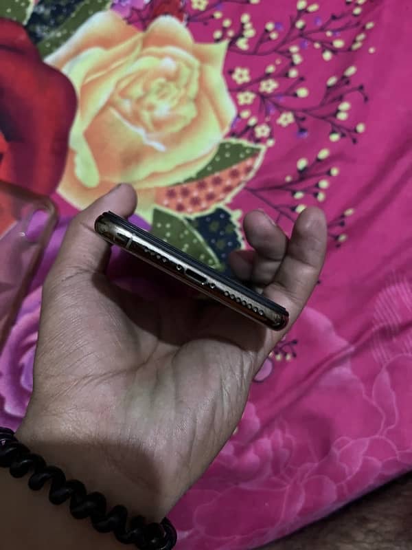 iphone xs max 256gb non pta 4