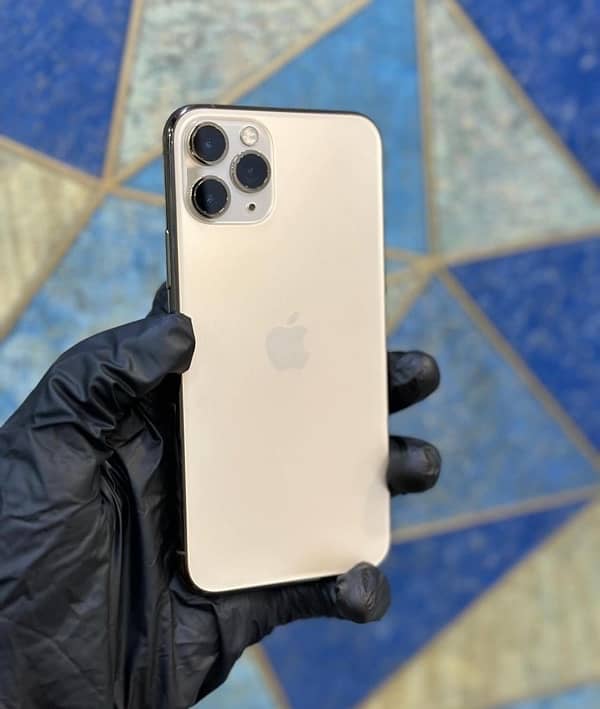 IPhone 11 Pro LLA 256Gb Gold Colour Pta Approved. 0