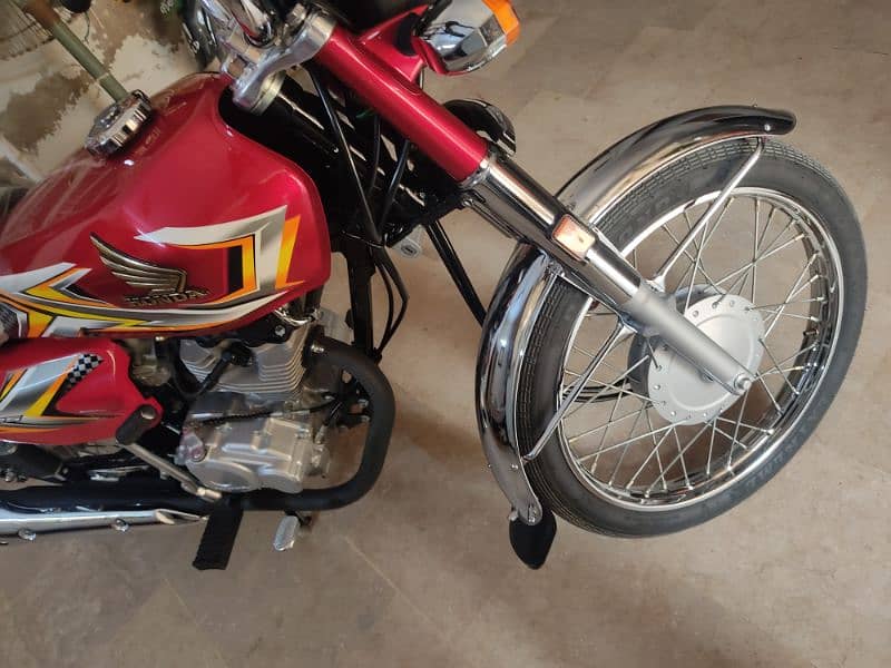 Honda CG 125 8