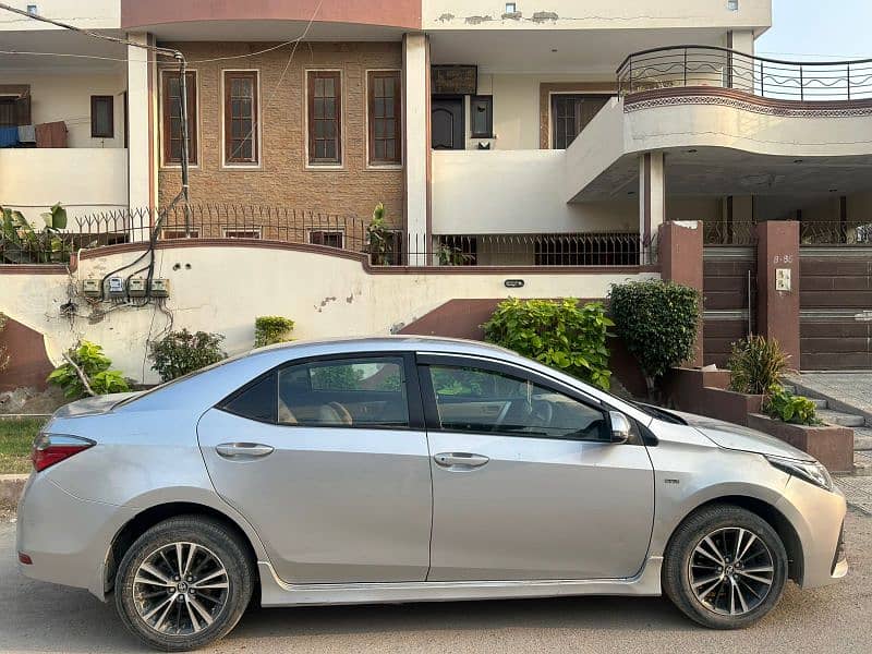 Toyota Corolla Altis 2018 3