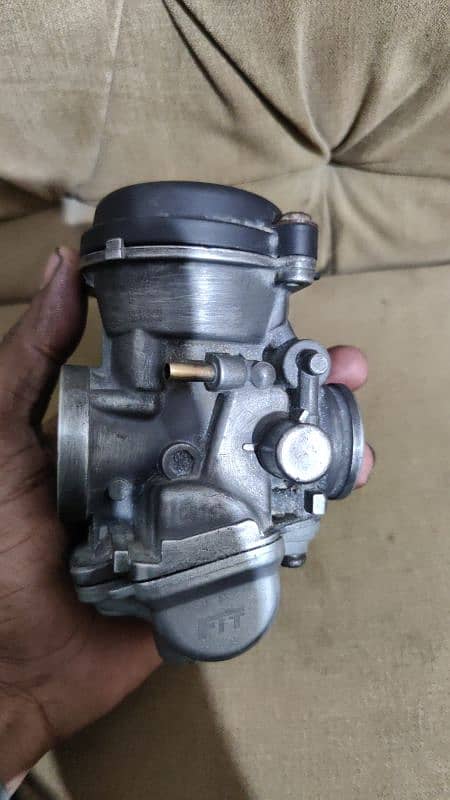 Suzuki gs 150 carburetor in good condition 2