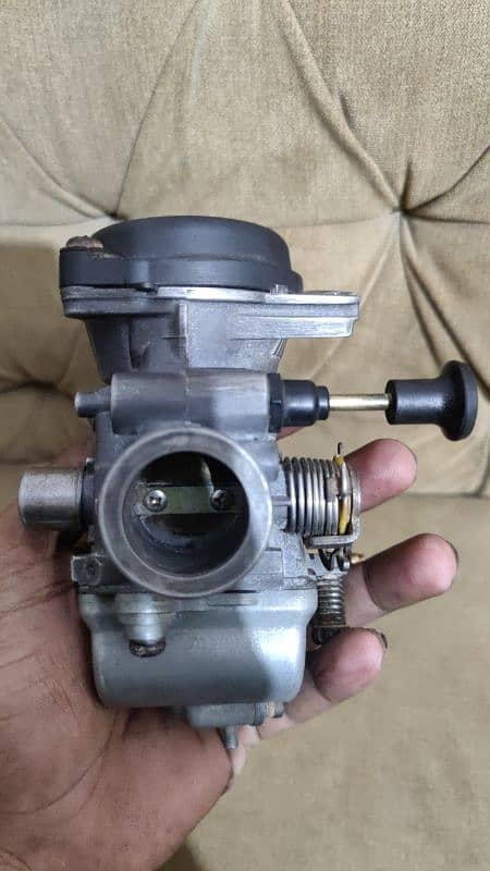 Suzuki gs 150 carburetor in good condition 3