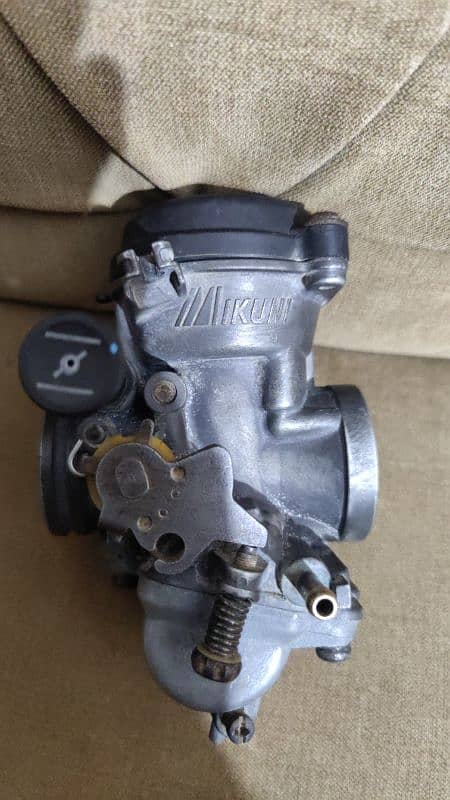 Suzuki gs 150 carburetor in good condition 4