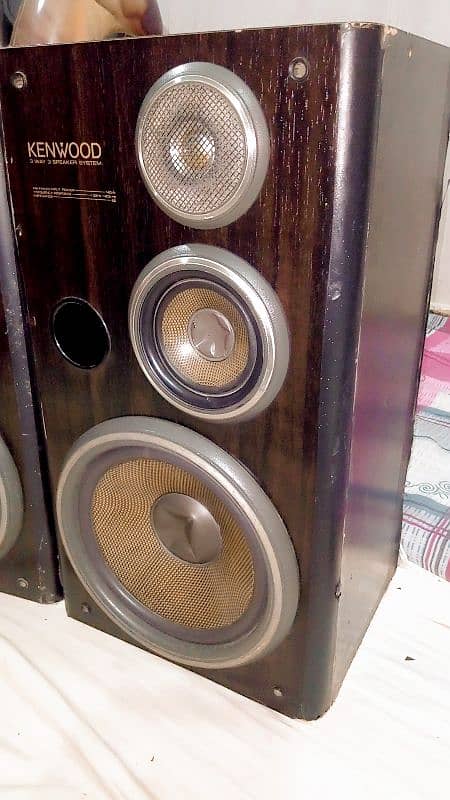 KENWOOD 5J & KENWOOD 7J SPEAKERS 1