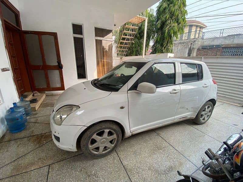 Suzuki Swift 2011 4