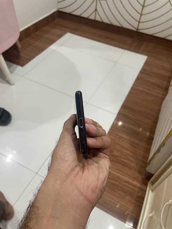 Sony Xperia 1 Black 3