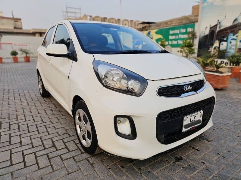 KIA Picanto Automatic Fully Maintained car 1