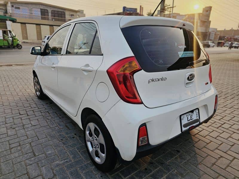 KIA Picanto Automatic Fully Maintained car 4