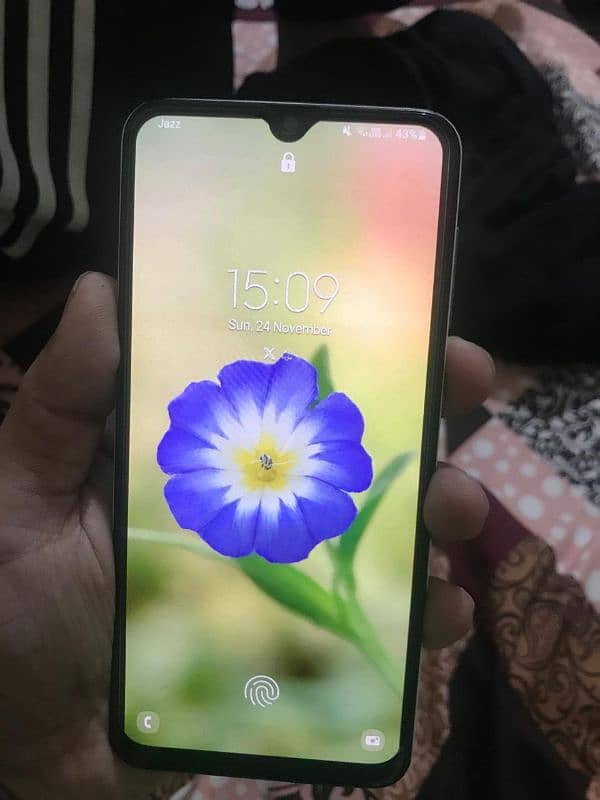 Samsung Galaxy A30s 1