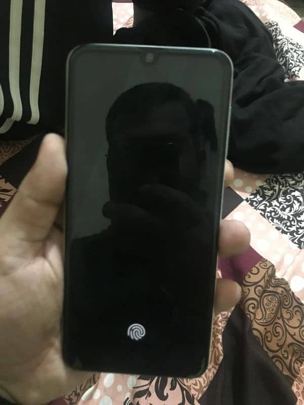 Samsung Galaxy A30s 4