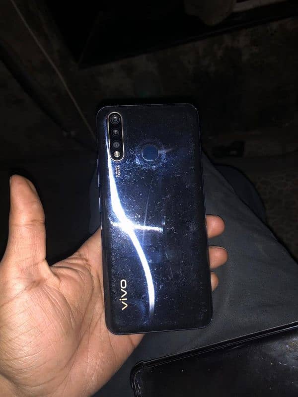 Vivo Y19 4 128GB 0