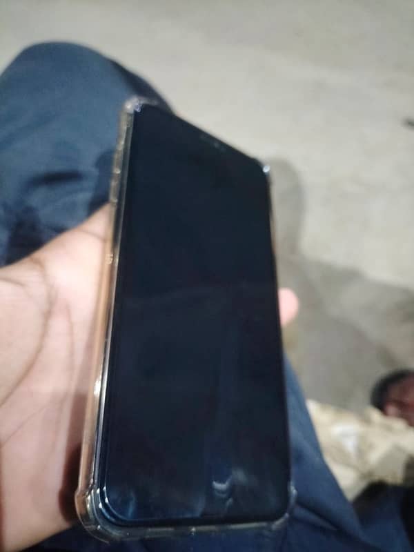 i phone Xs Max 256 GB exchange android  ka sath ho jia ga 5