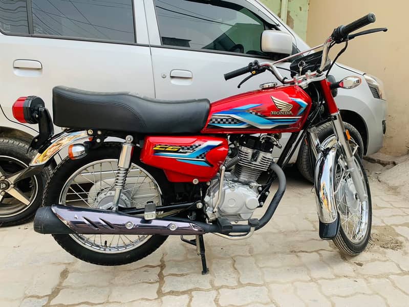 Honda CG 125 2024 3