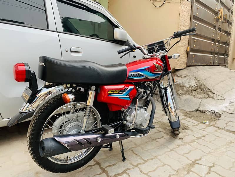 Honda CG 125 2024 4