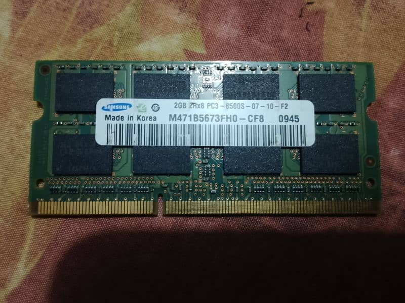 2 GB DDR3 RAM 0