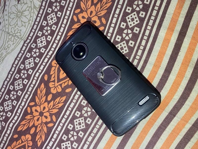 moto e4 3