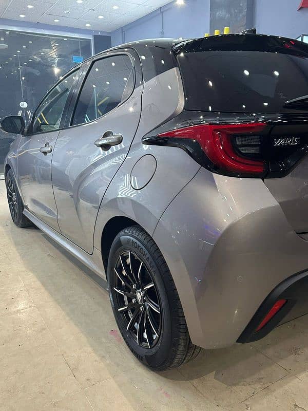 Toyota Yaris 2021 Hatchback G-Led 5