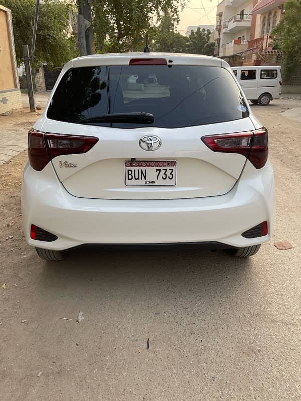 Toyota Vitz 2018 3