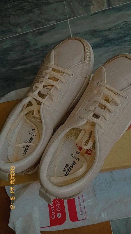 Stylo Fawn Sneakers Size : 38 1