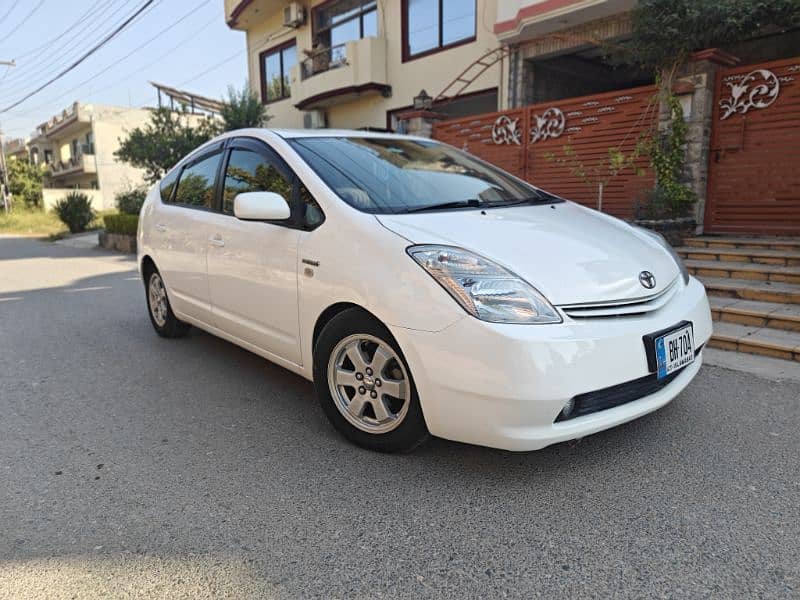 Toyota Prius 2011 8