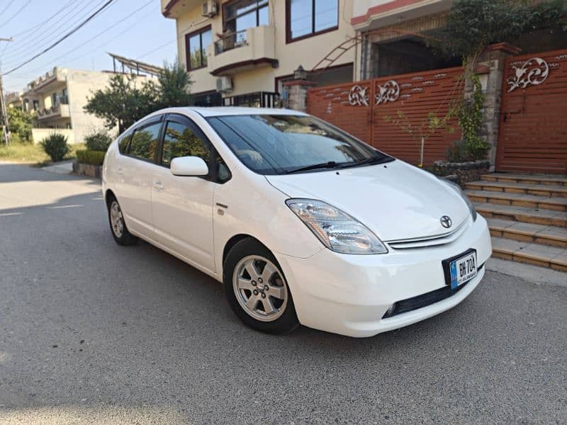 Toyota Prius 2011 13