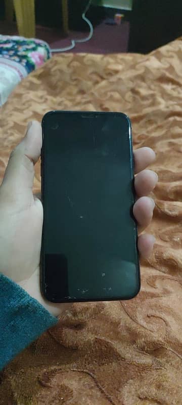 i phone xs black 5