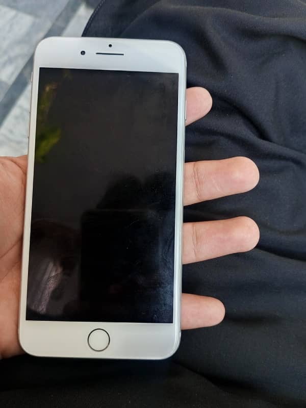 iphone 7+ non pta for sale 8