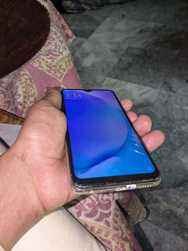 Vivo s1 ,vivo mobile,glass brack 8/128 2