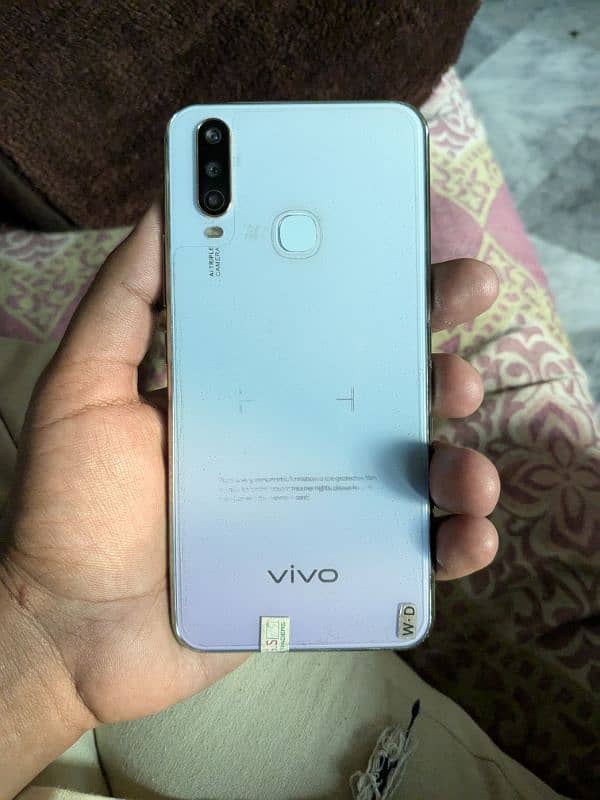 Vivo s1 ,vivo mobile,glass brack 8/128 5