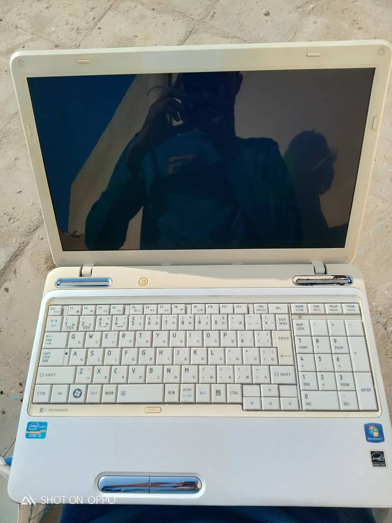 Core i5 2nd Gen 500GB Hard 4GB RAM Toshiba Dynabook Glossy Look 1