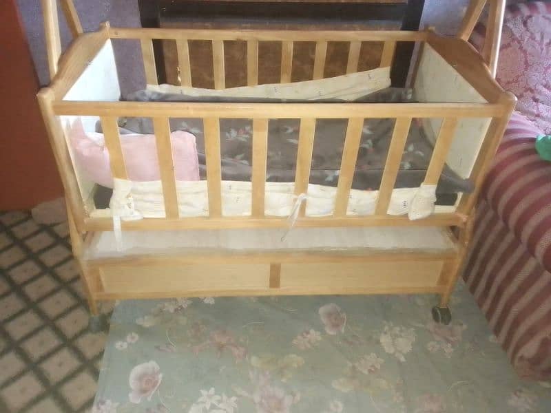 Baby bed in reasonable price 2