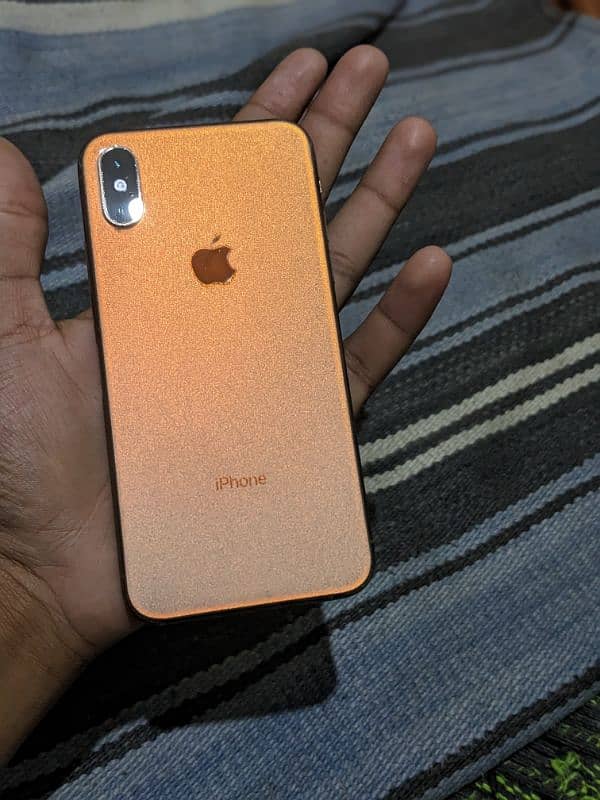 iphone xs 1