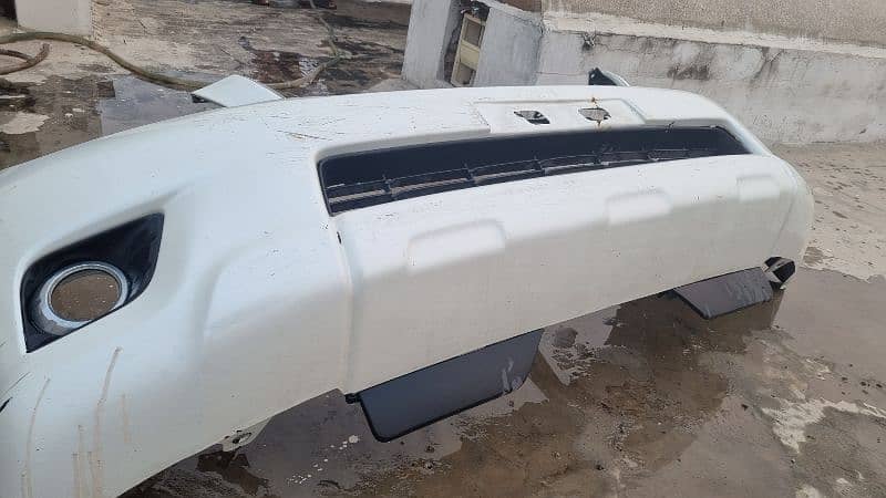 2010 PRADO FRONT BUMPER AND MUD FLAPS FOR SALE 5