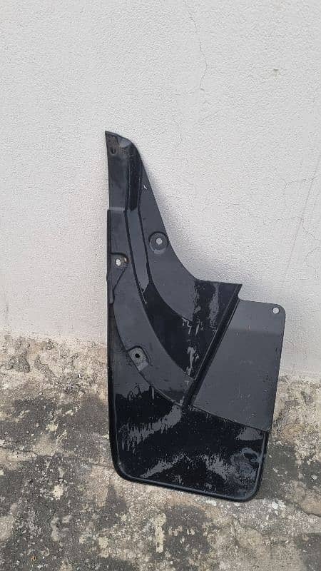 2010 PRADO FRONT BUMPER AND MUD FLAPS FOR SALE 10