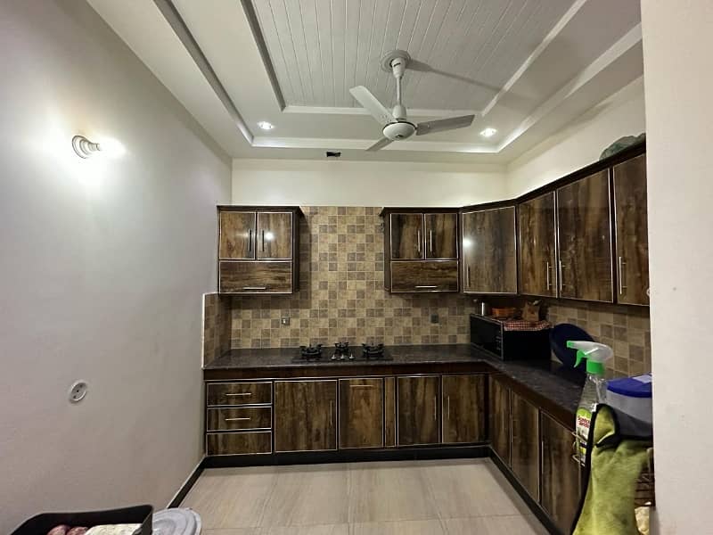 10 Marla House Up For Sale In Pak Arab Society Phase 1 Block B 8