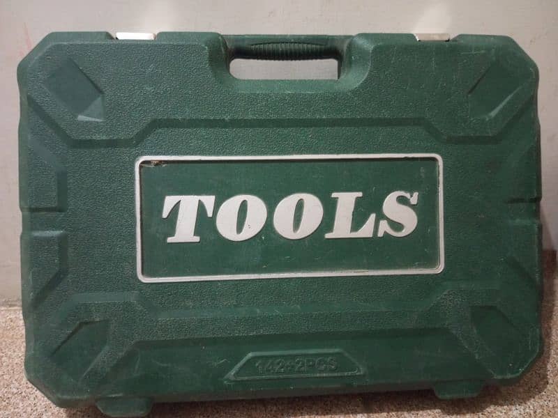 Chrome Vanadium premium quality tool box 3