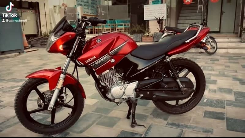 Ybr 125 2015 Faislabad registered Urgent for sale 6