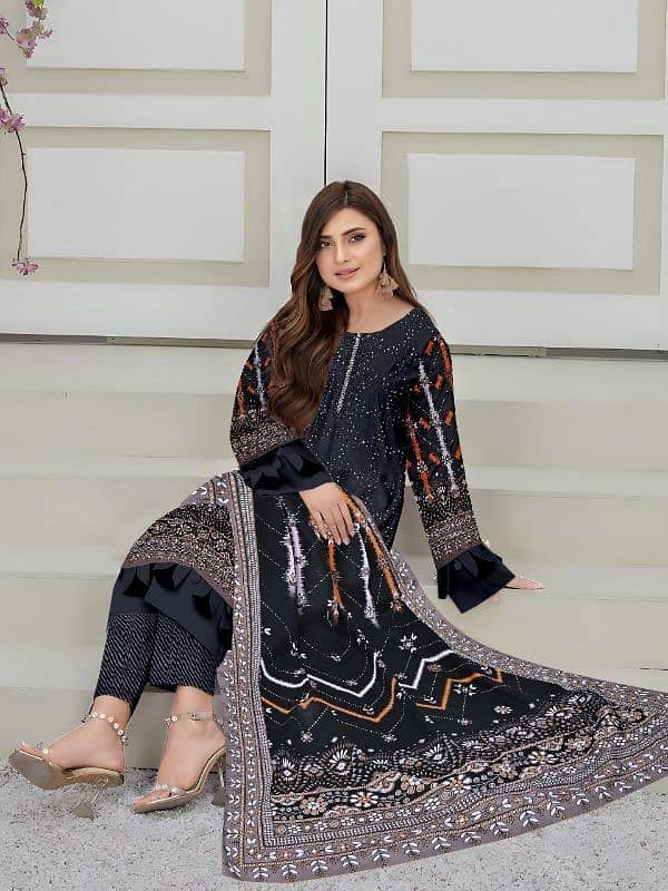 3 Pcs Women's Unstitched Khaddar Printed Suit 1