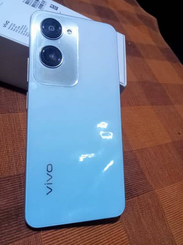 vivo y18 3